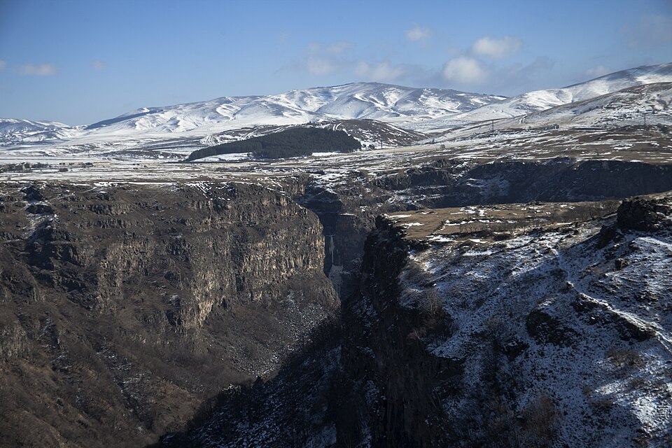 Dashbashi Canyon