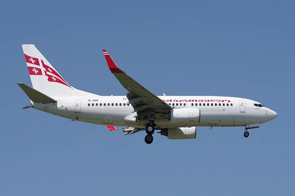 Georgian Airways Boeing 737